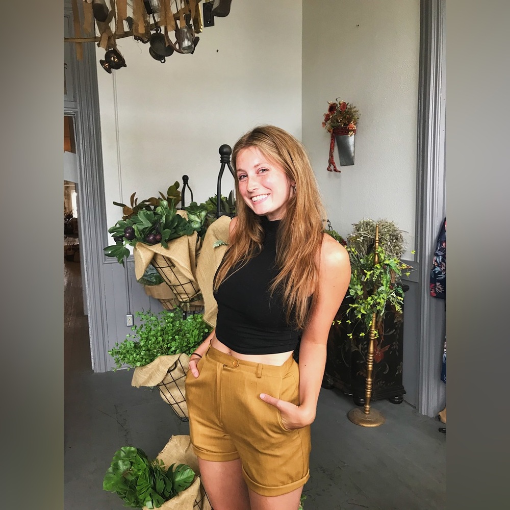 Meet your Posher, Emma
